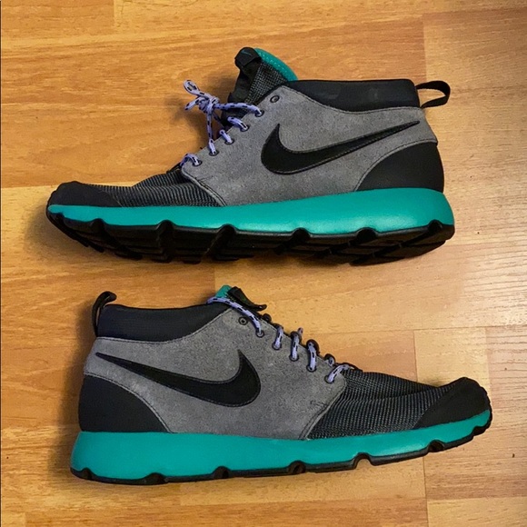 nike roshe run trail